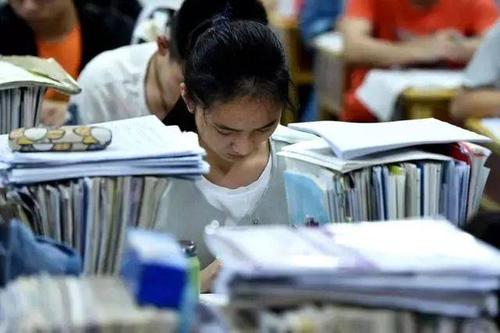 2020年高考是否推遲？開學(xué)考研到底咋辦？教育部集中回應(yīng)不得不看