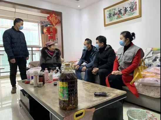 贊 | 慈善機構(gòu)聯(lián)合川越培訓(xùn)學(xué)校、博行開展捐資助學(xué)活動