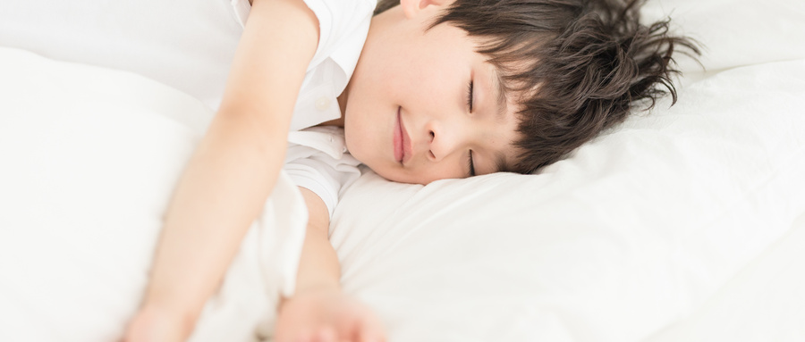 孩子睡眠不足和睡眠充足，差距居然這么大！父母務(wù)必要上心